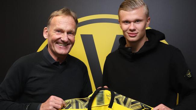 罗马诺：由于铃木彩艳受伤，帕尔马将评估自由市场上的门将（罗马诺：铃木彩艳受伤后，帕尔马将考察自由门将人选）