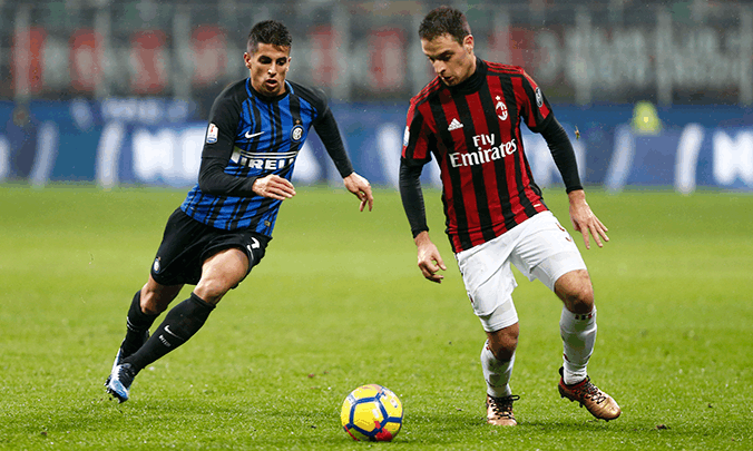 詹姆斯关键三分绝杀比赛（詹姆斯命中压哨三分终结比赛）