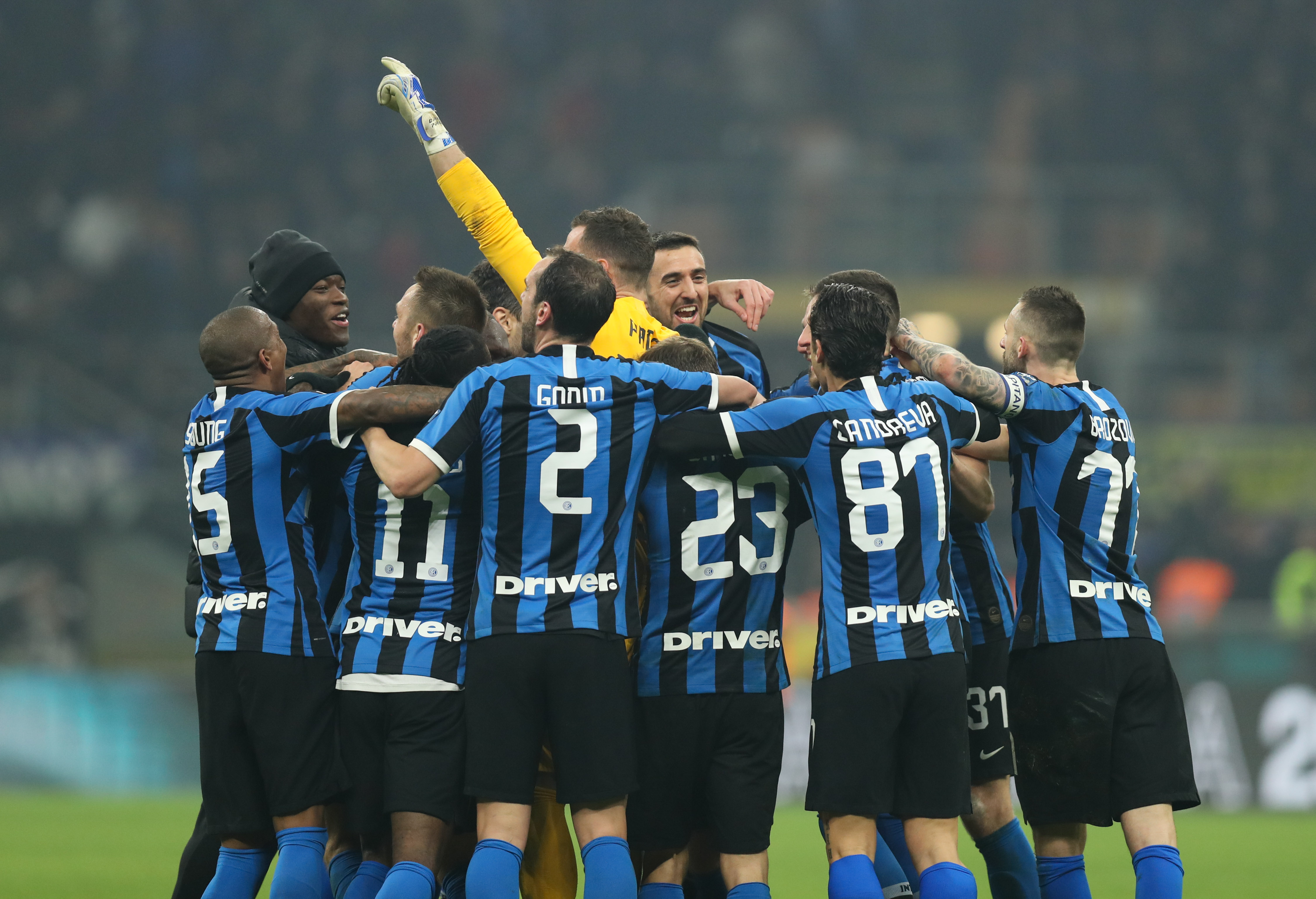 NBA：凯尔特人主场大胜奇才 双探花合砍60分（NBA：绿军主场狂胜奇才，双探花联手轰下60分）