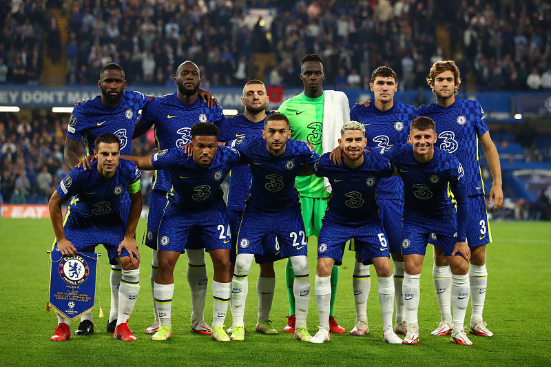 津门虎主帅于根伟积极引援奥乌苏，助力球队提升，期待其归化入籍，展现强大进攻实力，助球队稳定发展。（于根伟推动引进奥乌苏强化津门虎火力，盼其归化助球队稳步提升）