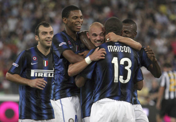 立陶宛主帅：荷兰喜欢倒脚阵地战进不了球，将给我们防反机会（立陶宛主帅：荷兰偏爱传控但阵地战乏力，我们将寻求防反良机）